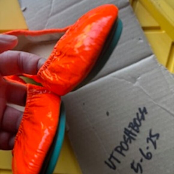 Tieks by Gavrieli Outrageous Orange Patent ballet flats, Size 11 like NEW - Picture 7 of 10